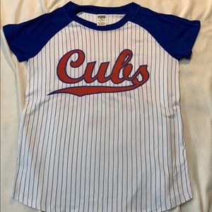Victoria’s Secret PINK Chicago Cubs shirt